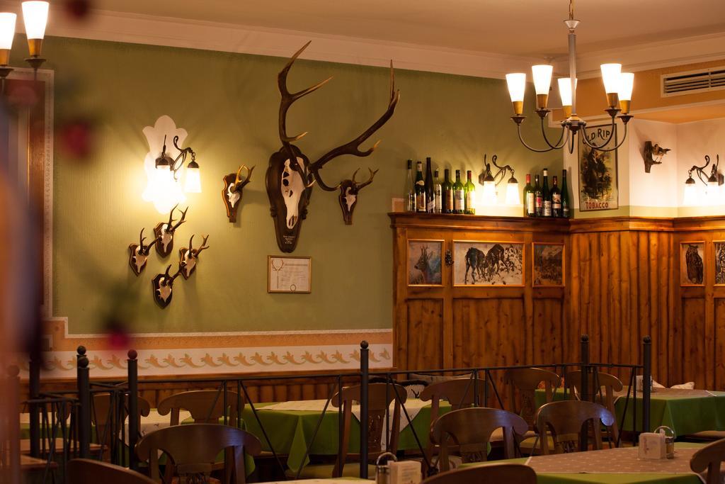 Zum Fally - Landgasthof Кірхберг-на-Векселі Екстер'єр фото