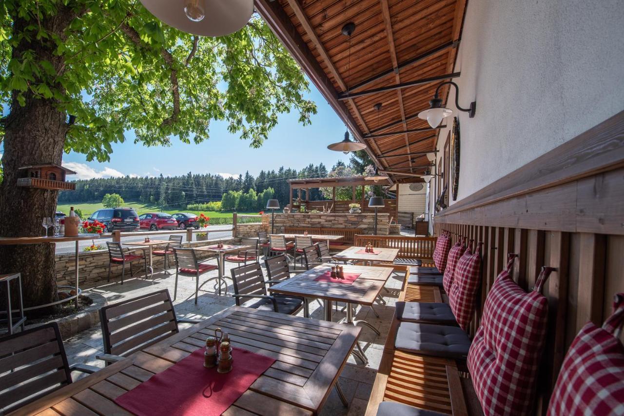 Zum Fally - Landgasthof Кірхберг-на-Векселі Екстер'єр фото