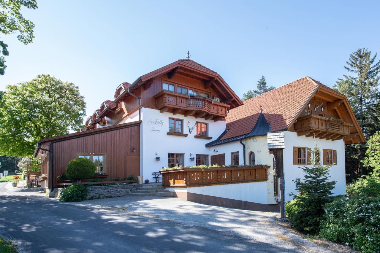 Zum Fally - Landgasthof Кірхберг-на-Векселі Екстер'єр фото